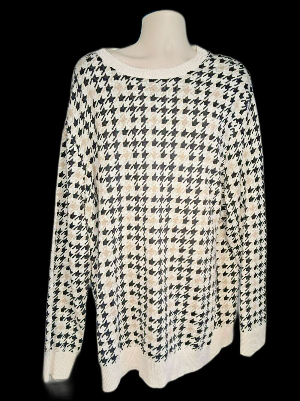 Shaquille O’Neal Size 4XL Off White, Black and Beige Houndstooth Sweater Mens